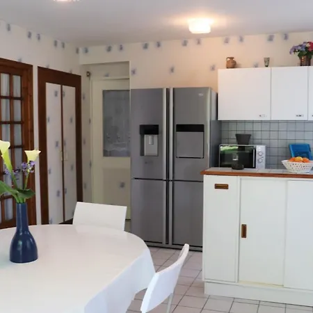 Βίλα - Charmante Maison Avec Jardin Clos - Proche Marche Central